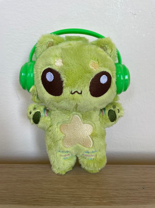 Headphones Random Colour [Fits Pluto and Freakums]